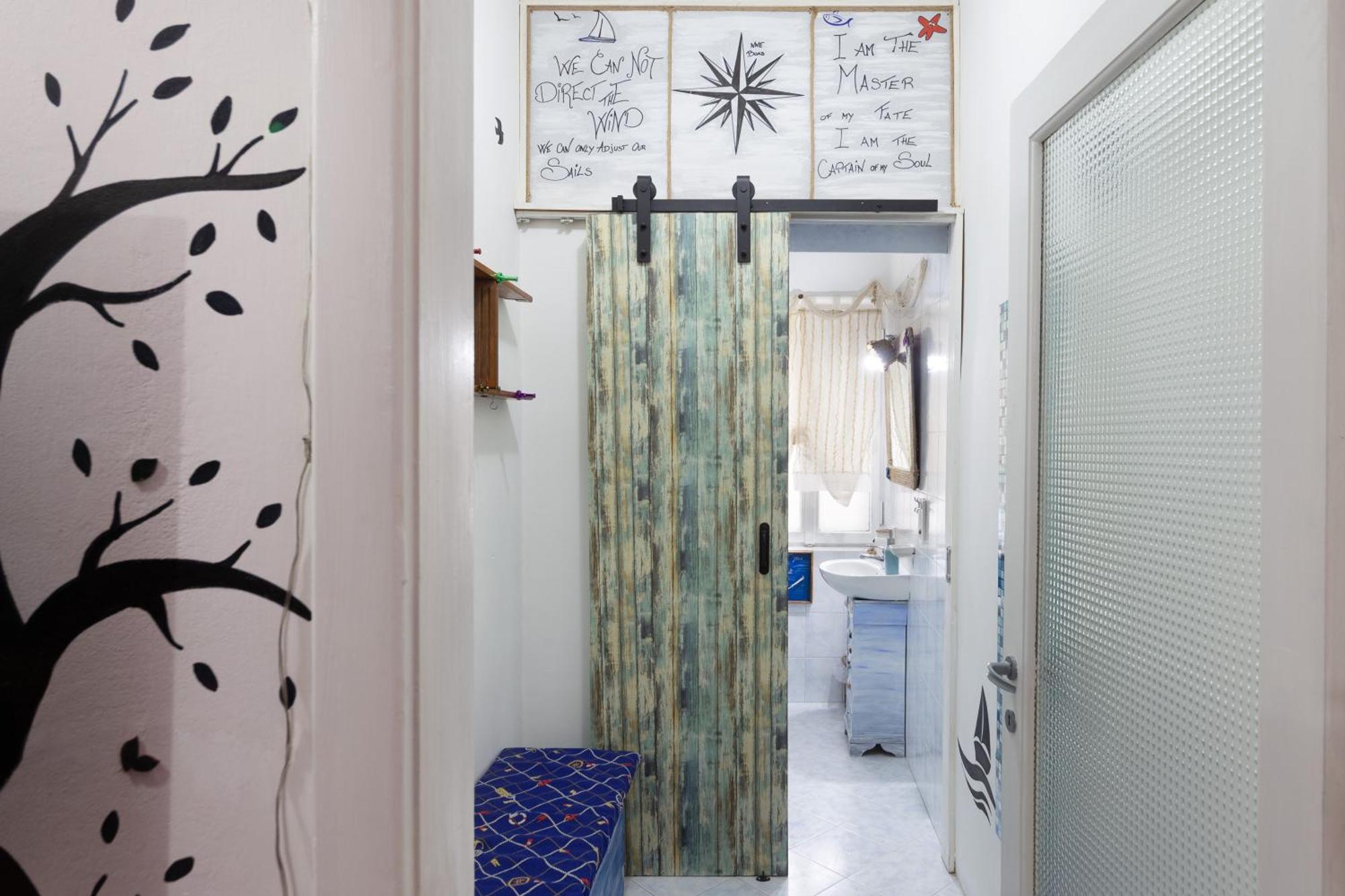 Lodge&Art Hostel Триест Экстерьер фото