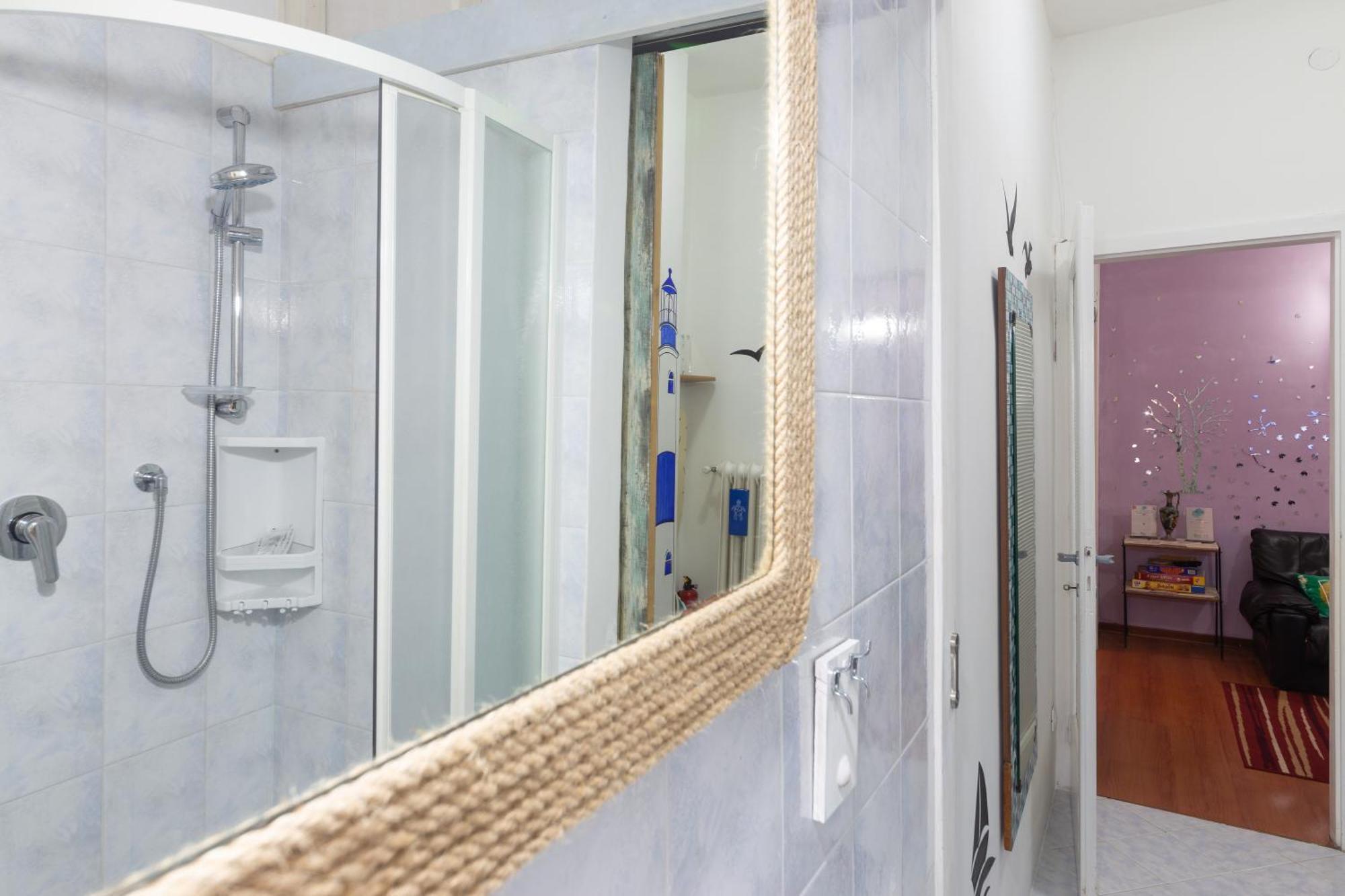 Lodge&Art Hostel Триест Экстерьер фото